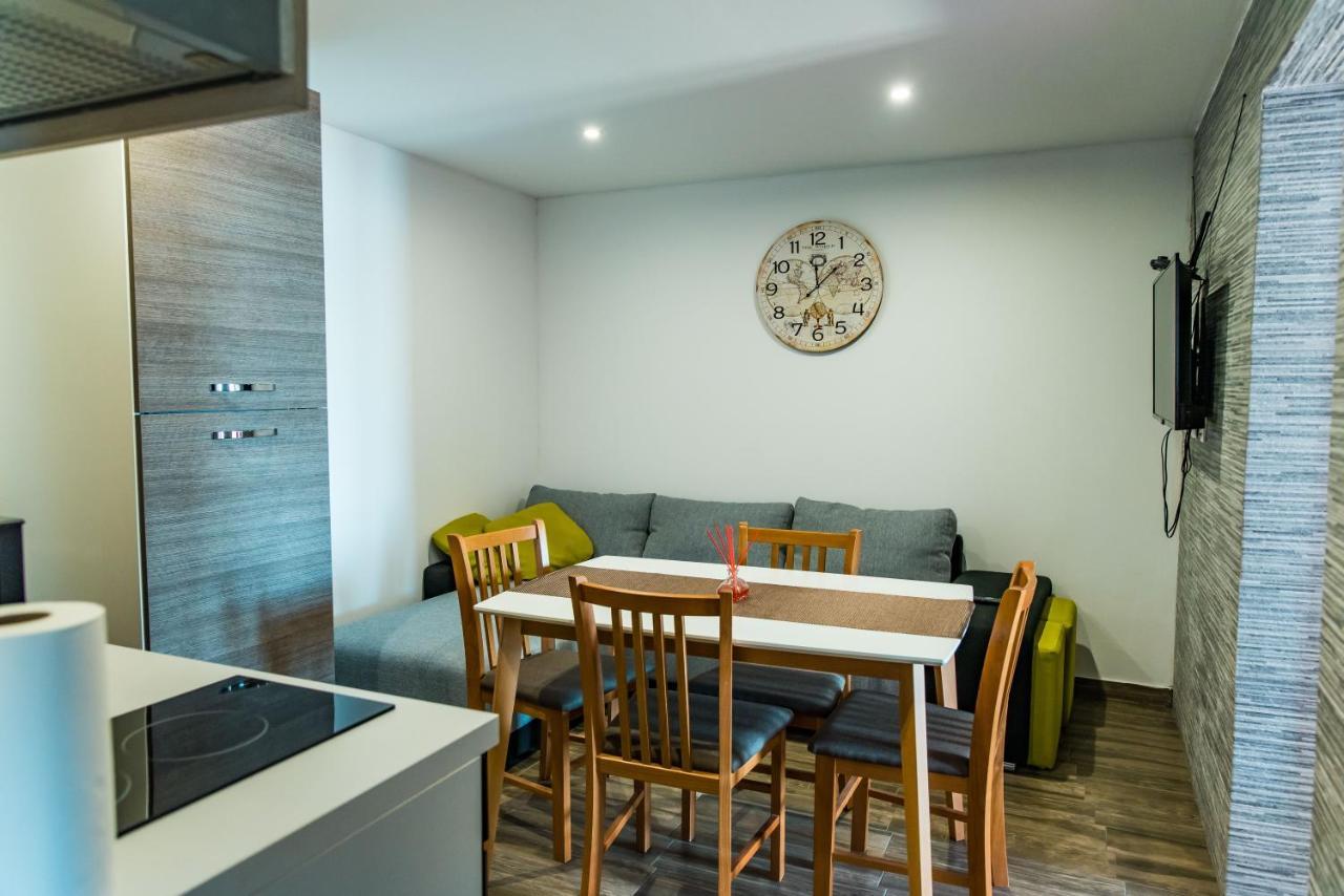 Ella Apartment Lukovo Sugarje Ngoại thất bức ảnh